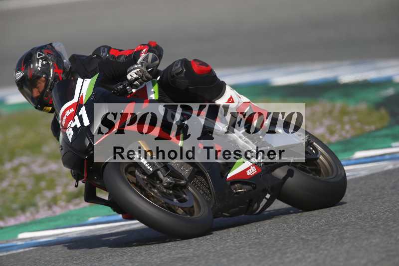 /Archiv-2024/02 29.01.-02.02.2024 Moto Center Thun Jerez/Gruppe gruen-green/641